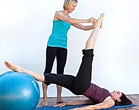 Pilates mat class