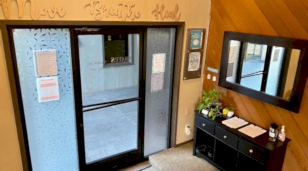 Pilates Studio City entrance